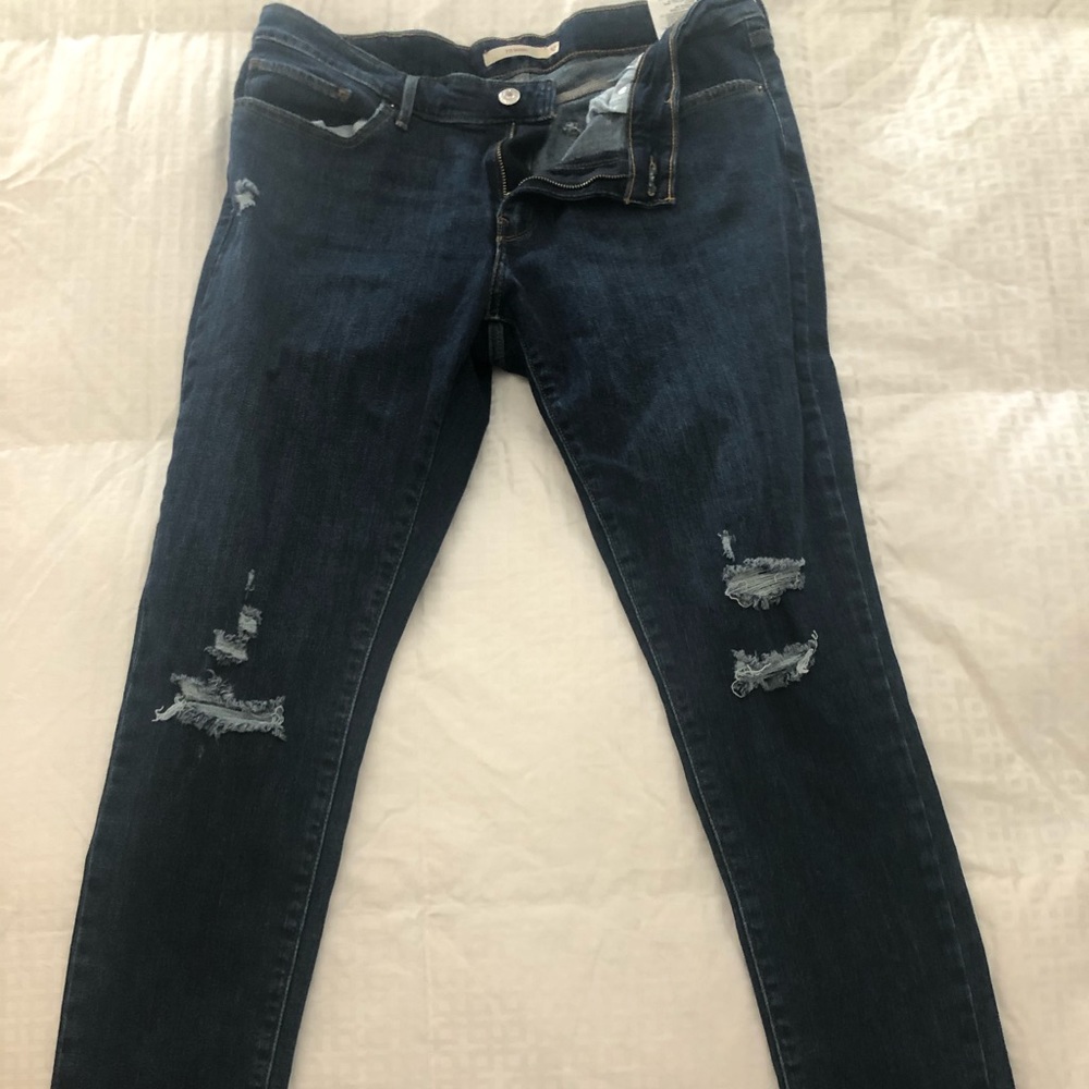 Levi Strauss & co blue jeans size 32